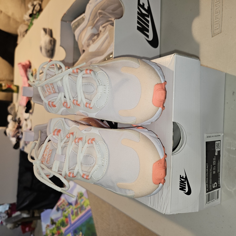 Nike Kids Shoes - White and Pink